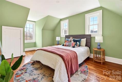 109 N Dougherty Street Black Mountain NC 28711