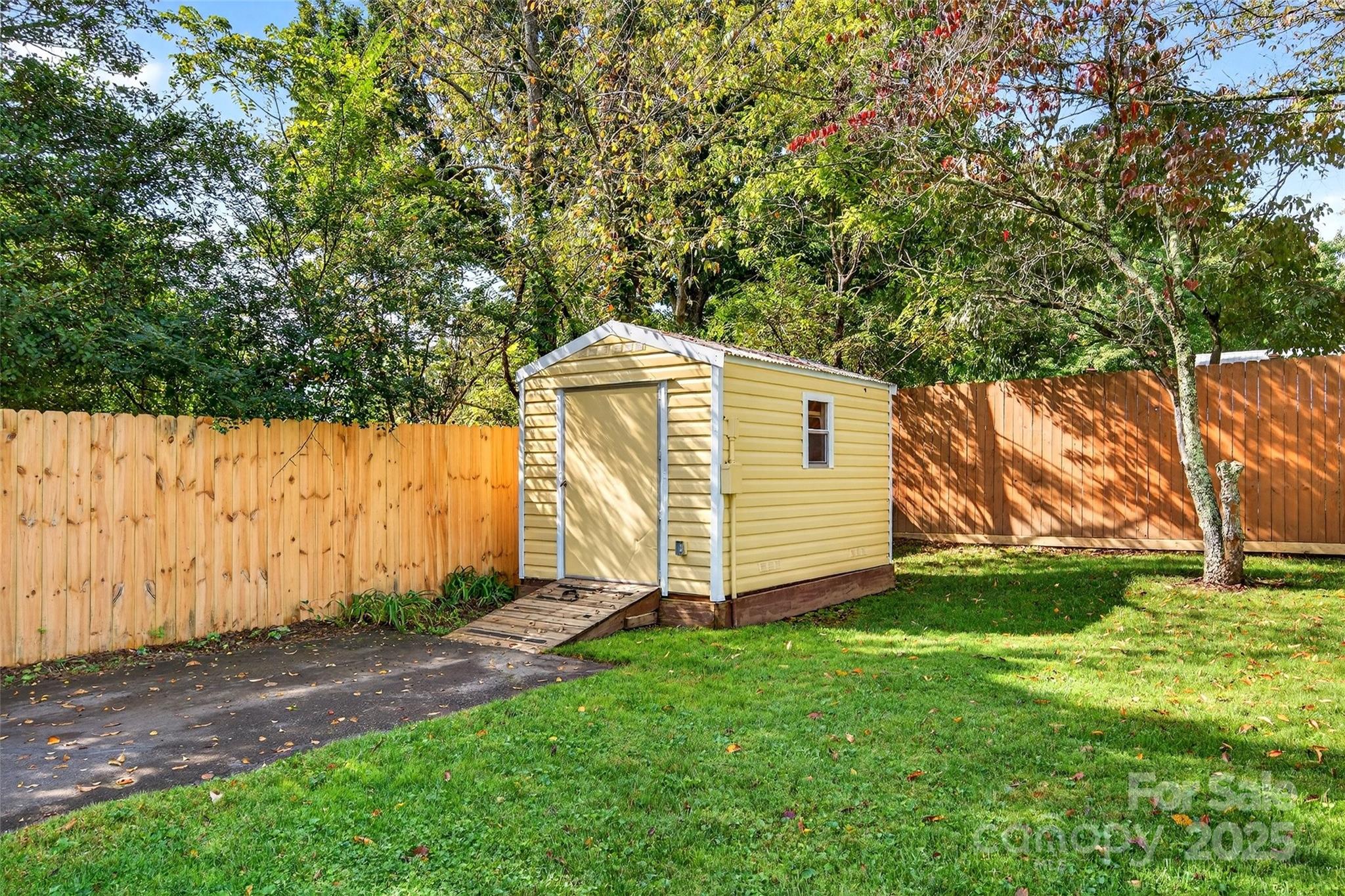 109 N Dougherty Street Black Mountain NC 28711