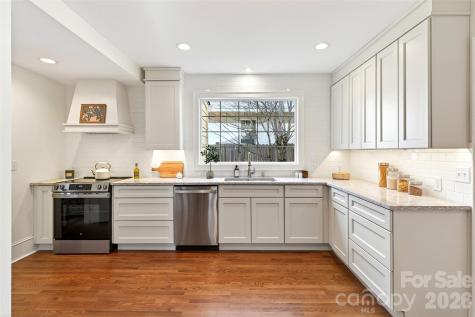 109 N Dougherty Street Black Mountain NC 28711