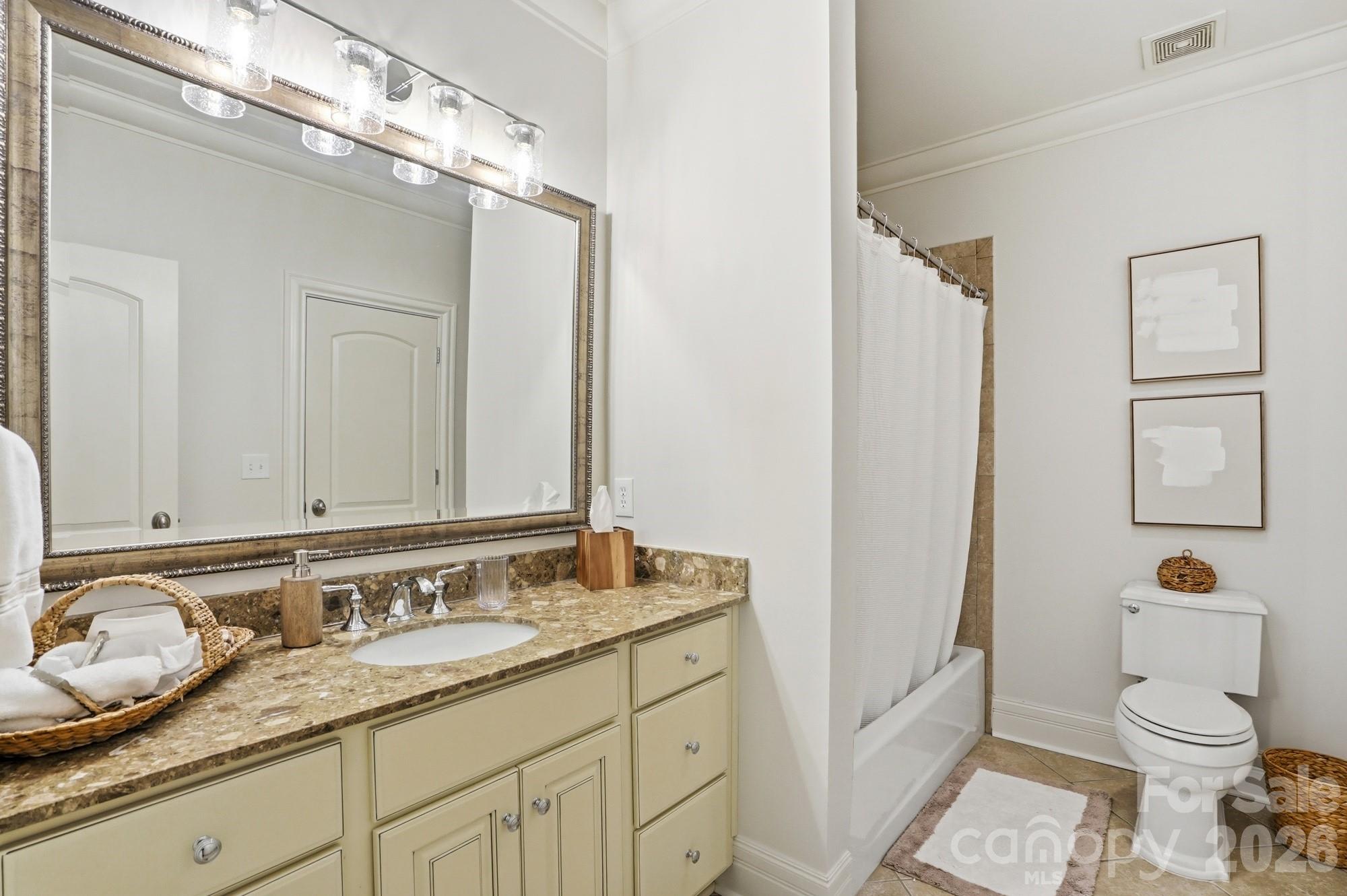 5212 Shepley Court Charlotte NC 28226