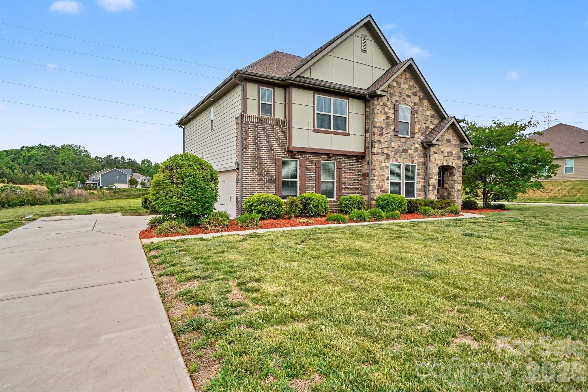 502 Alucio Court Matthews NC 28104