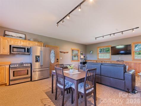 265 Cansadie Top Road Waynesville NC 28785