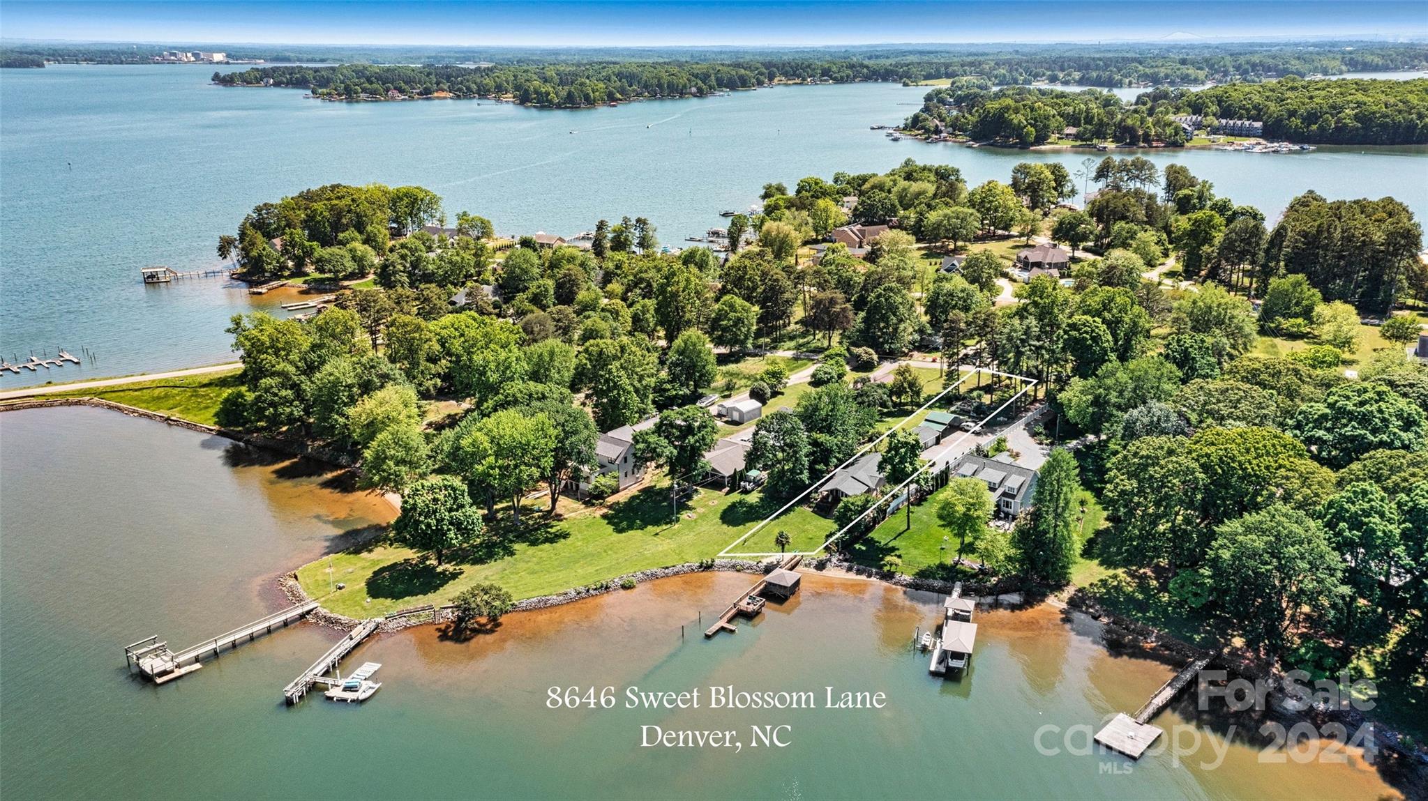 8646 Sweet Blossom Lane Denver NC 28037