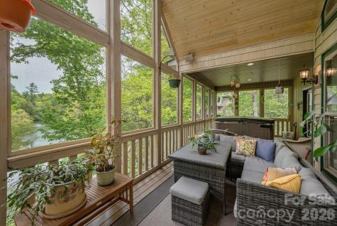 149 Hiwassee Road Lake Toxaway NC 28747