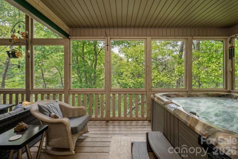 149 Hiwassee Road Lake Toxaway NC 28747