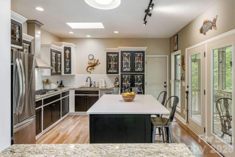 149 Hiwassee Road Lake Toxaway NC 28747