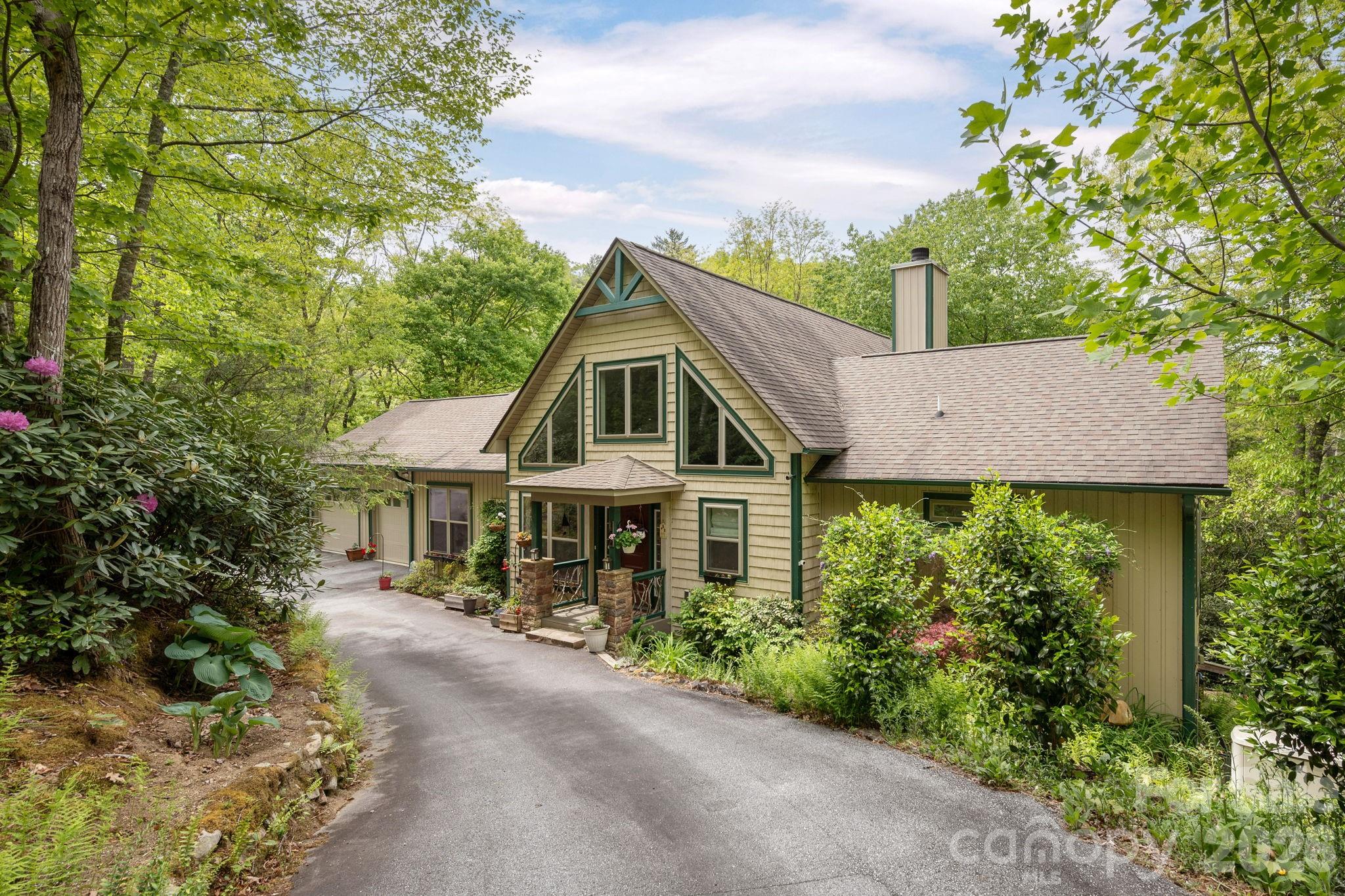 149 Hiwassee Road Lake Toxaway NC 28747
