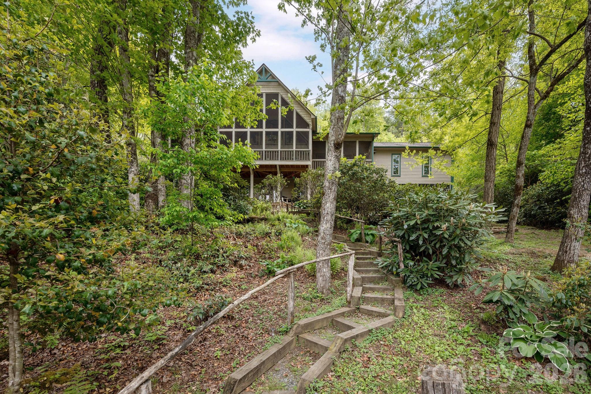 149 Hiwassee Road Lake Toxaway NC 28747