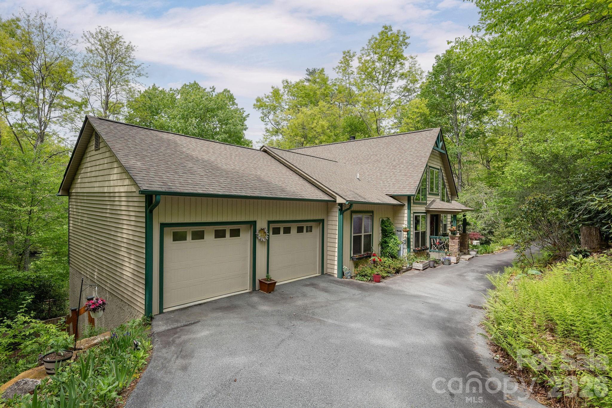 149 Hiwassee Road Lake Toxaway NC 28747