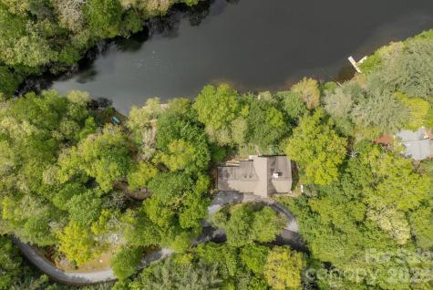 149 Hiwassee Road Lake Toxaway NC 28747