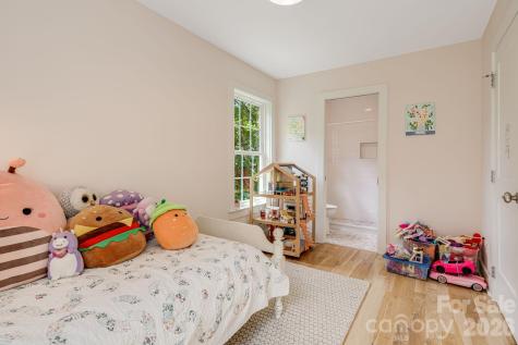 92 Rose Hill Road Asheville NC 28803