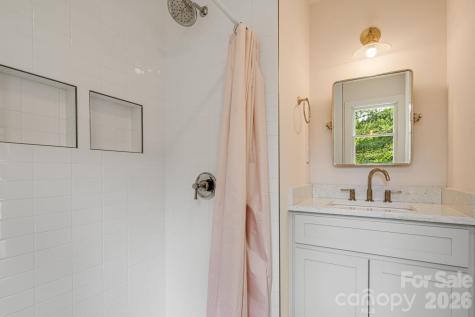 92 Rose Hill Road Asheville NC 28803