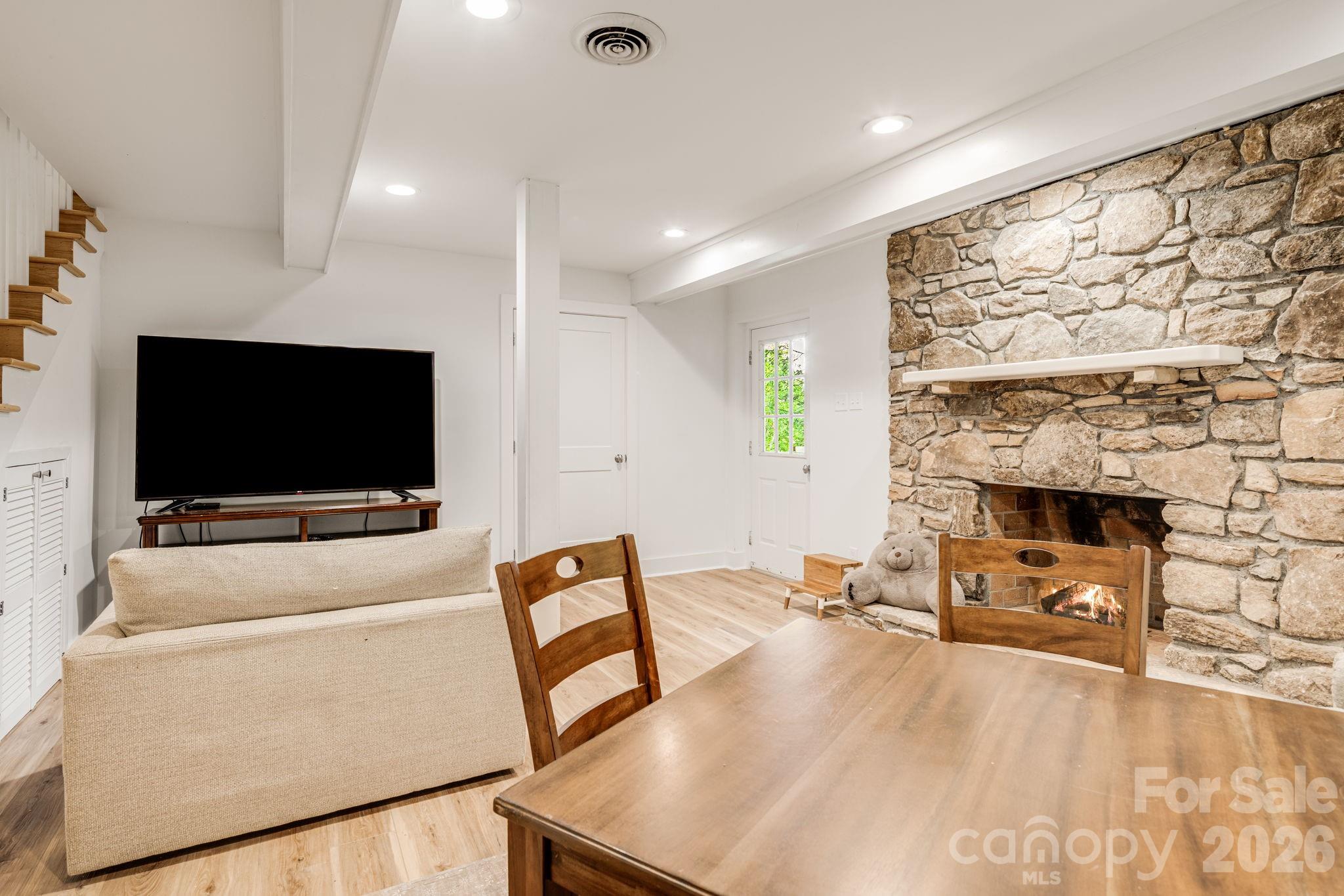 92 Rose Hill Road Asheville NC 28803