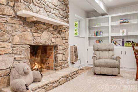 92 Rose Hill Road Asheville NC 28803