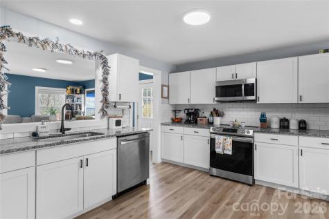 379 Pat Nixon Road State Road NC 28676
