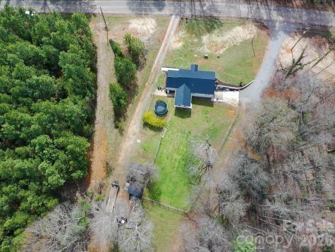 379 Pat Nixon Road State Road NC 28676