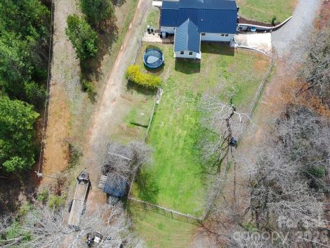 379 Pat Nixon Road State Road NC 28676