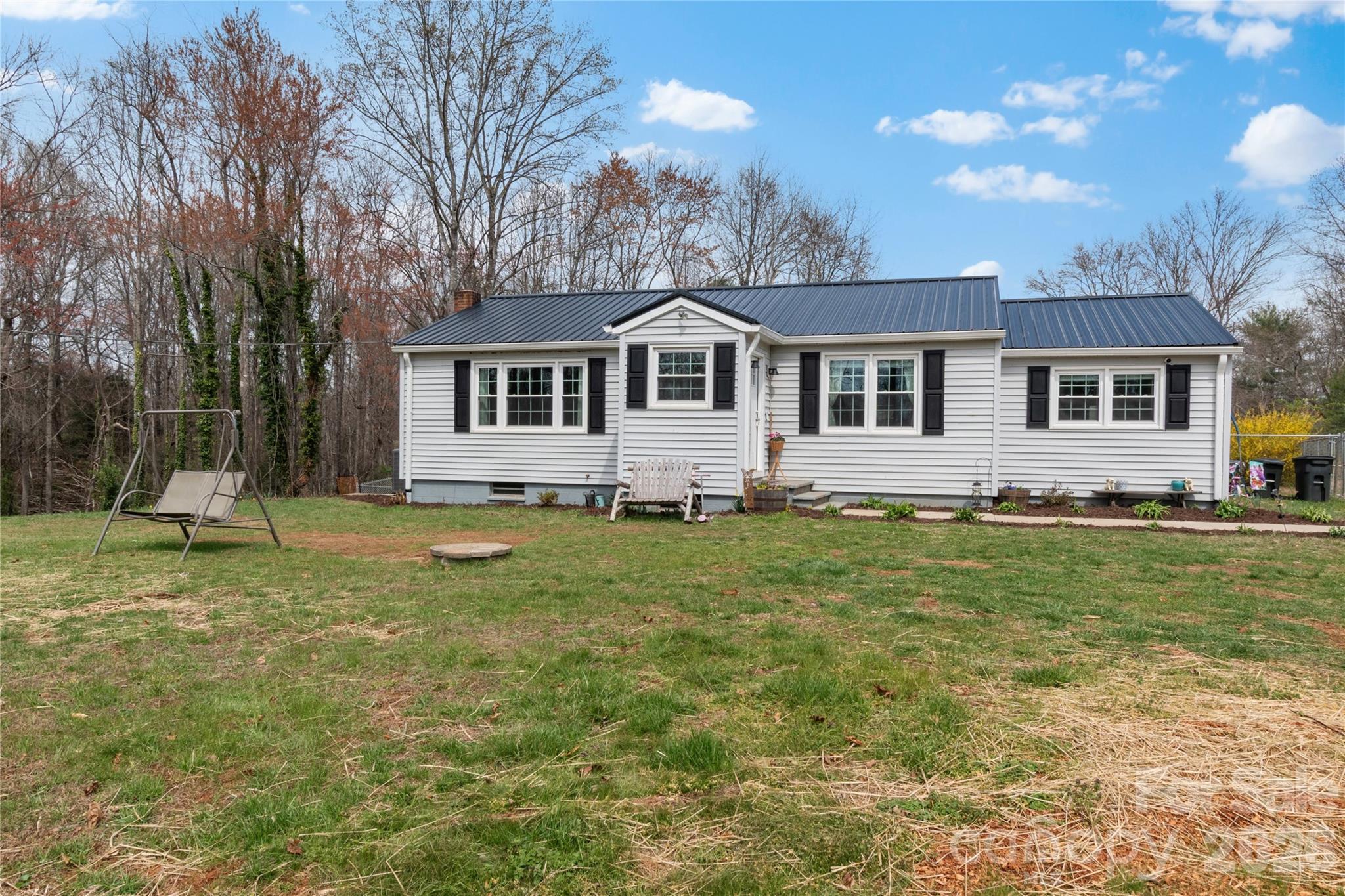 379 Pat Nixon Road State Road NC 28676