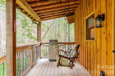 635/634 Little Horse Creek Newland NC 28657