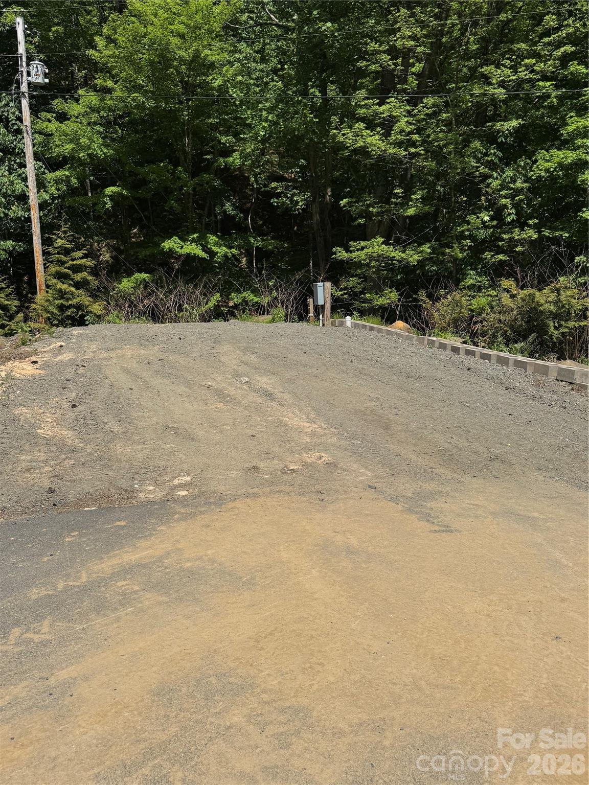 635/634 Little Horse Creek Newland NC 28657