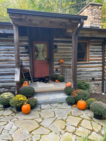 635/634 Little Horse Creek Newland NC 28657