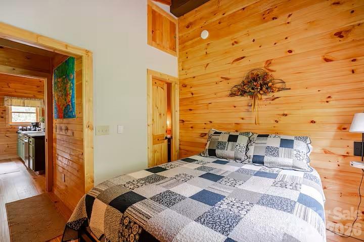 635/634 Little Horse Creek Newland NC 28657