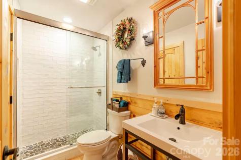 635/634 Little Horse Creek Newland NC 28657