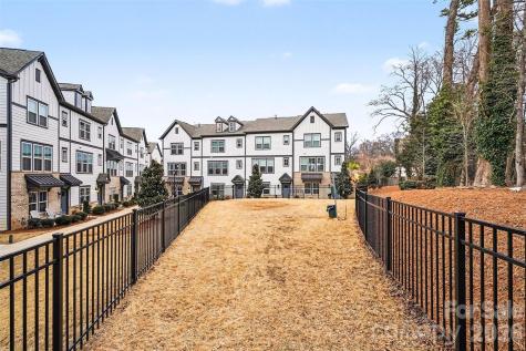 7017 Running Spring Drive Charlotte NC 28205