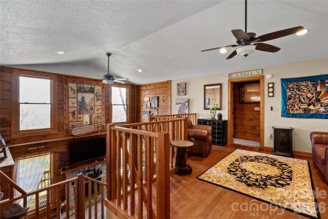 343 Chestnut Village Lane Mars Hill NC 28754