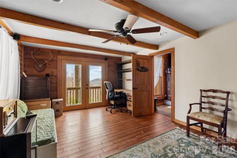 343 Chestnut Village Lane Mars Hill NC 28754