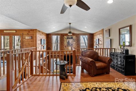 343 Chestnut Village Lane Mars Hill NC 28754
