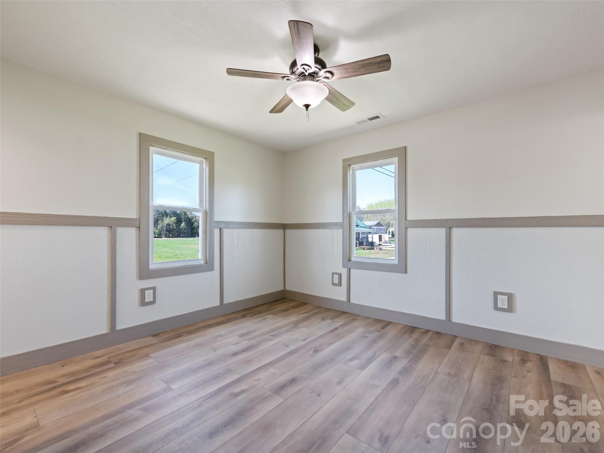 13 Depot Street Clyde NC 28721