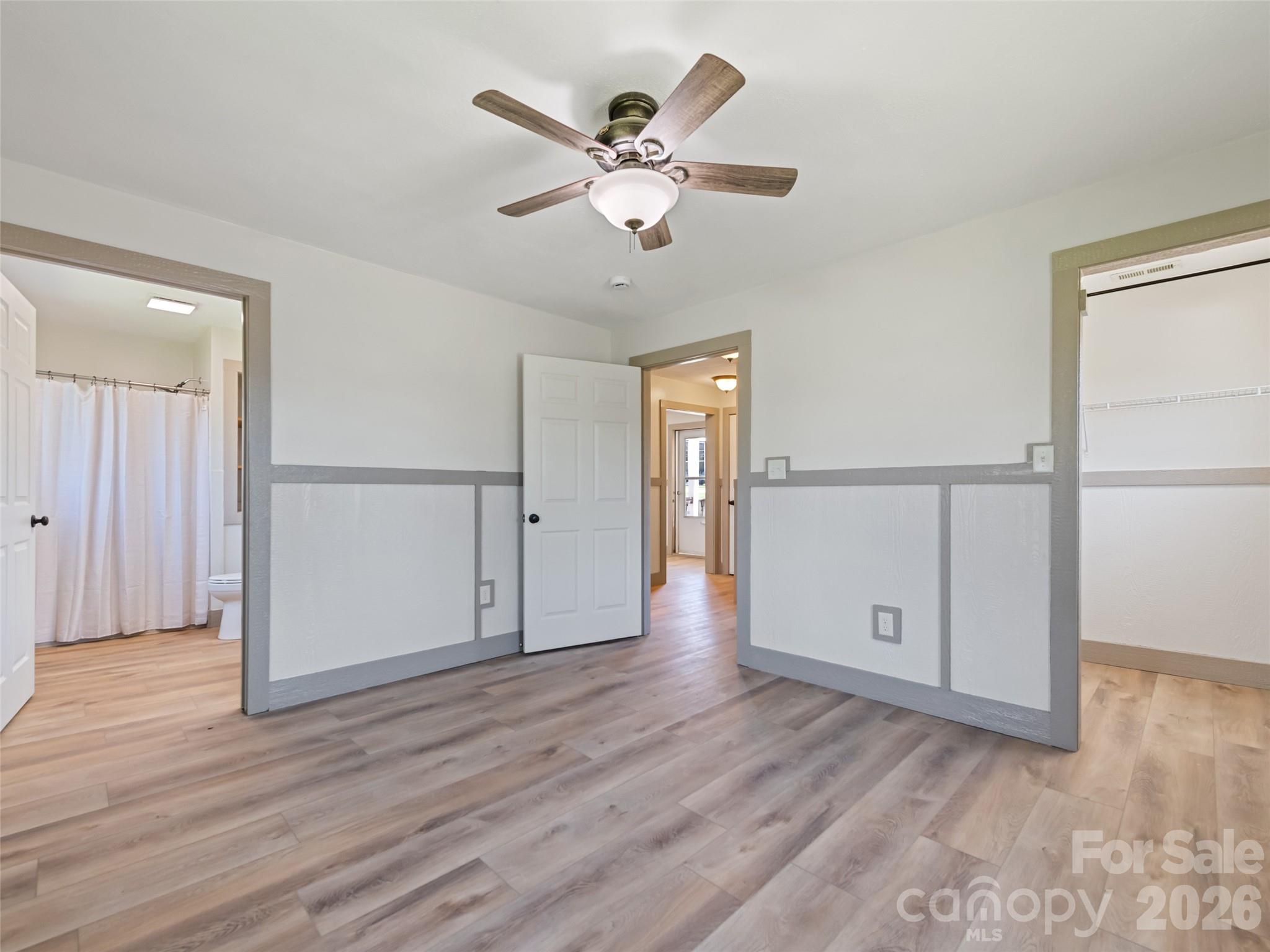 13 Depot Street Clyde NC 28721