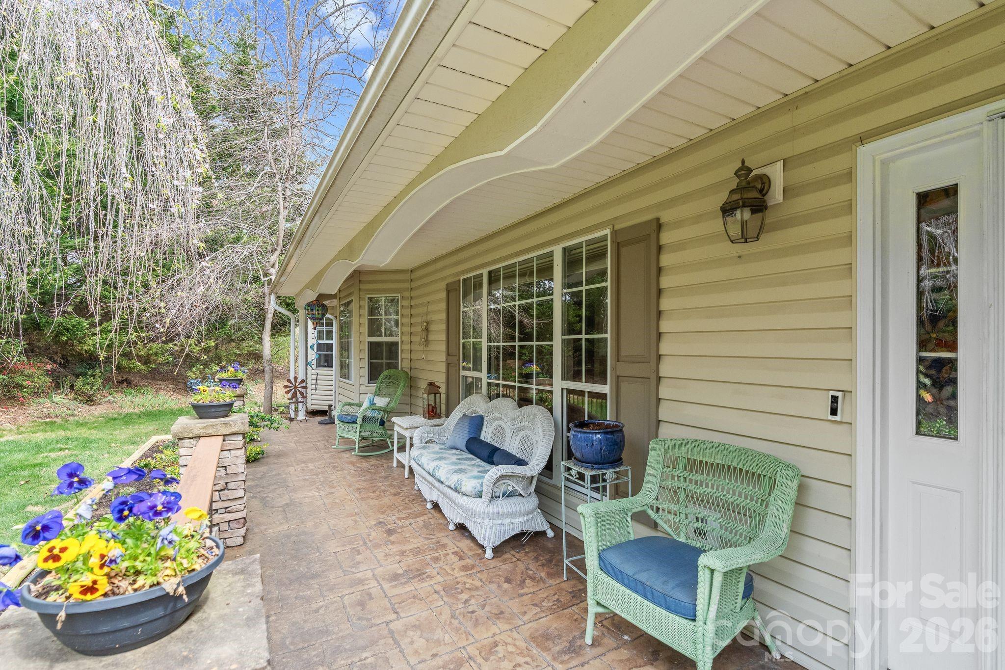 432 Hunters Glen Lane Hendersonville NC 28739