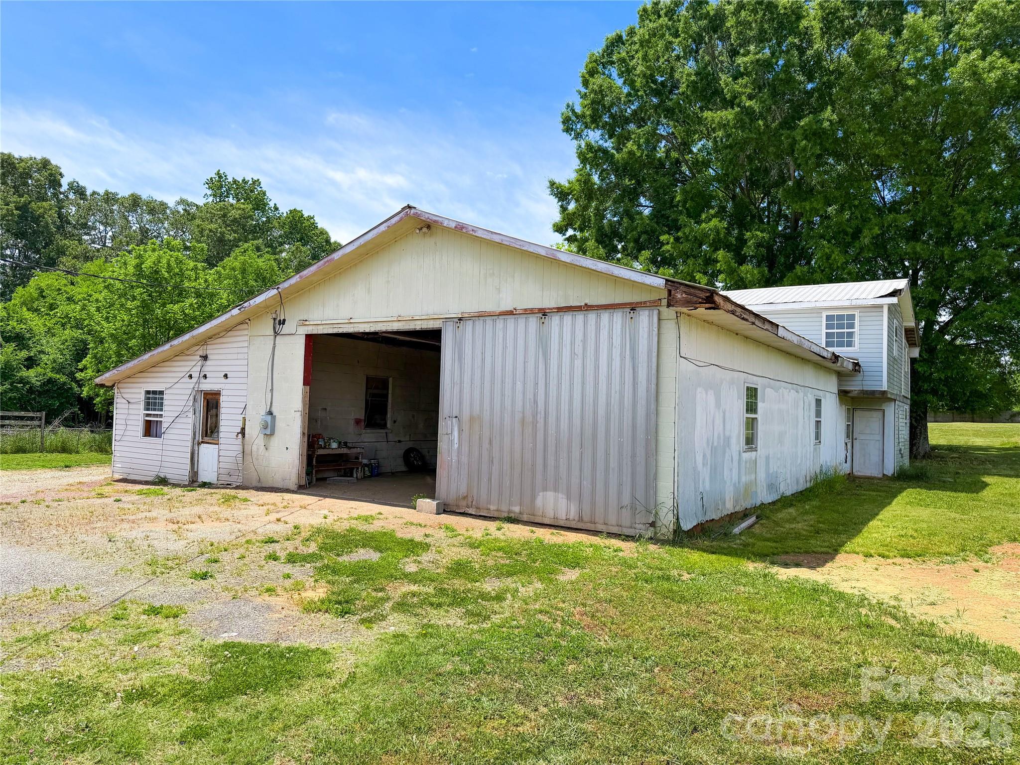 3895 Needmore Road Woodleaf NC 27054