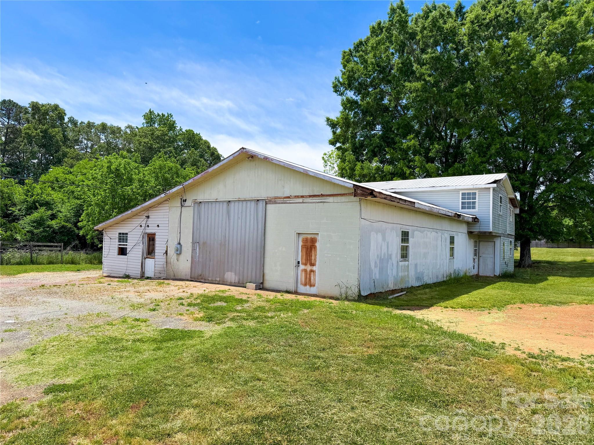 3895 Needmore Road Woodleaf NC 27054