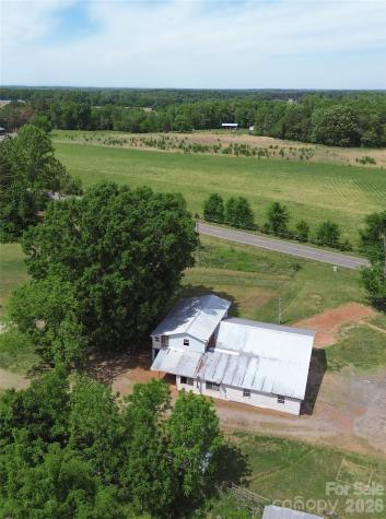 3895 Needmore Road Woodleaf NC 27054