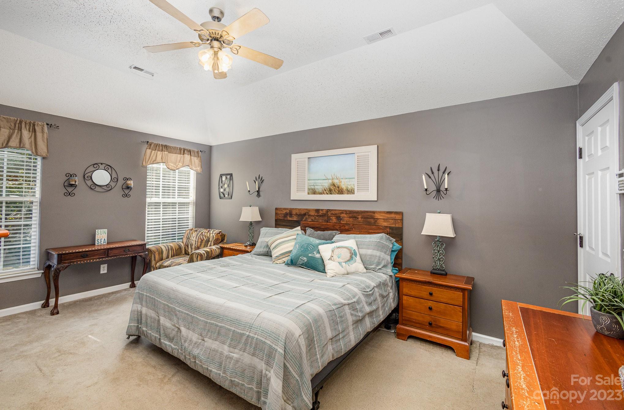 12325 Creektree Court Charlotte NC 28278
