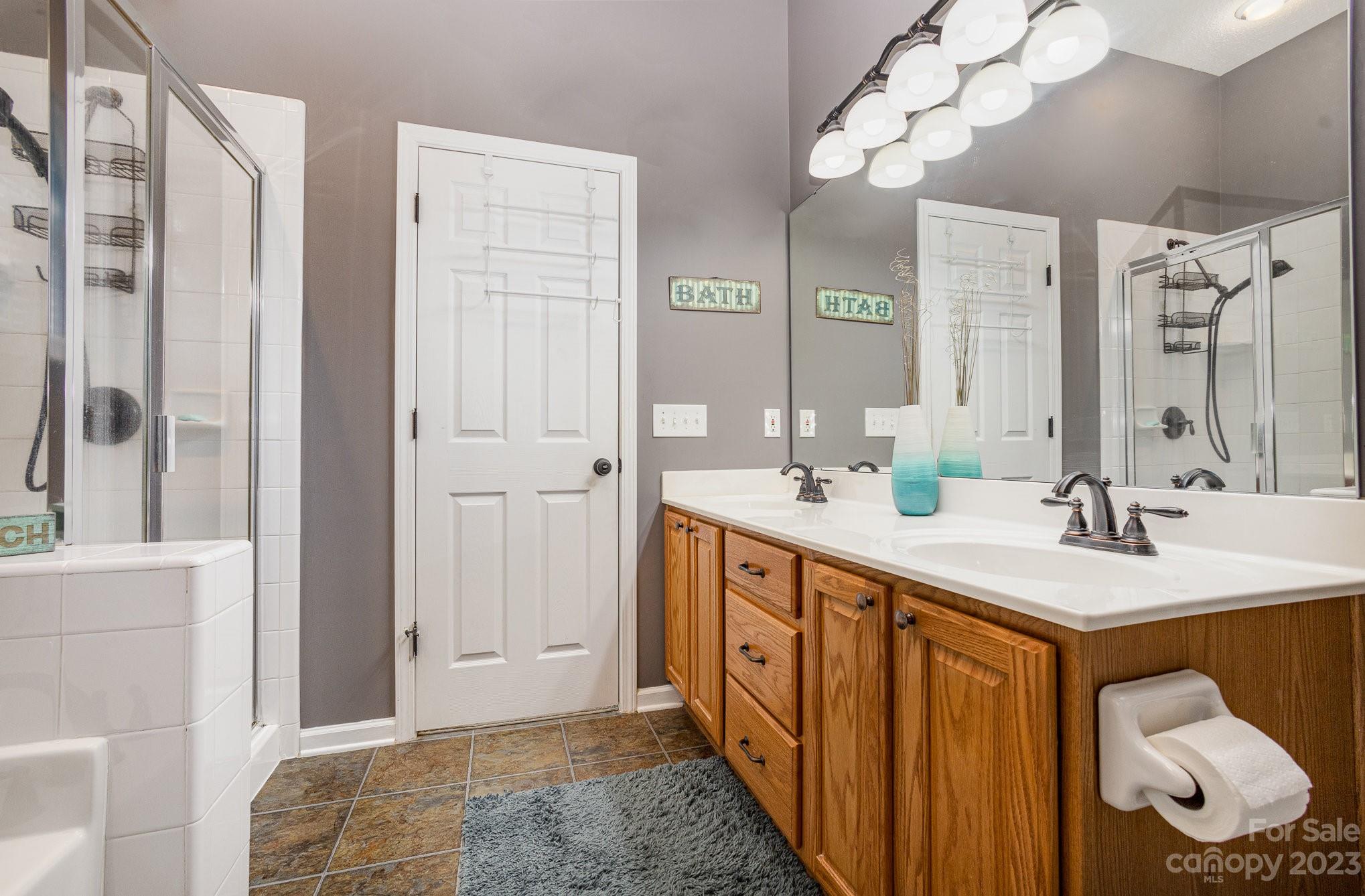 12325 Creektree Court Charlotte NC 28278