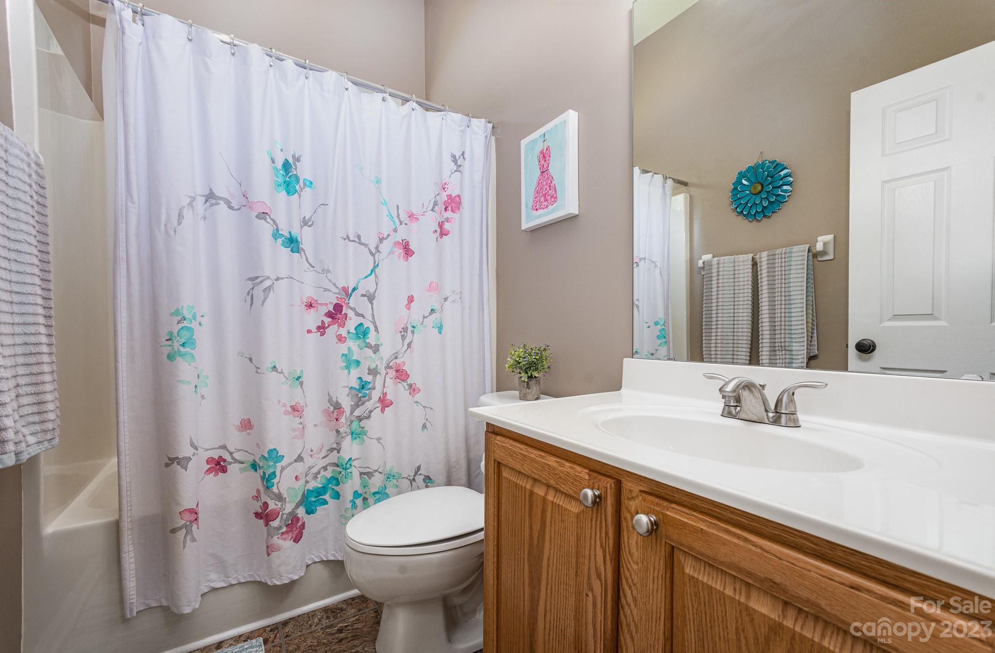 12325 Creektree Court Charlotte NC 28278