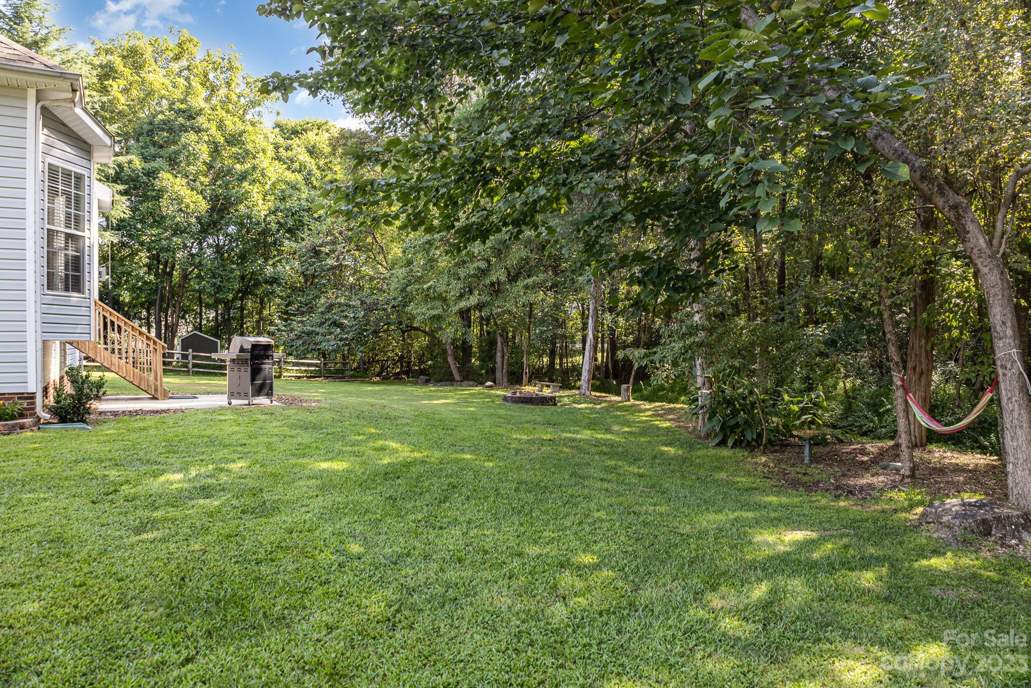 12325 Creektree Court Charlotte NC 28278
