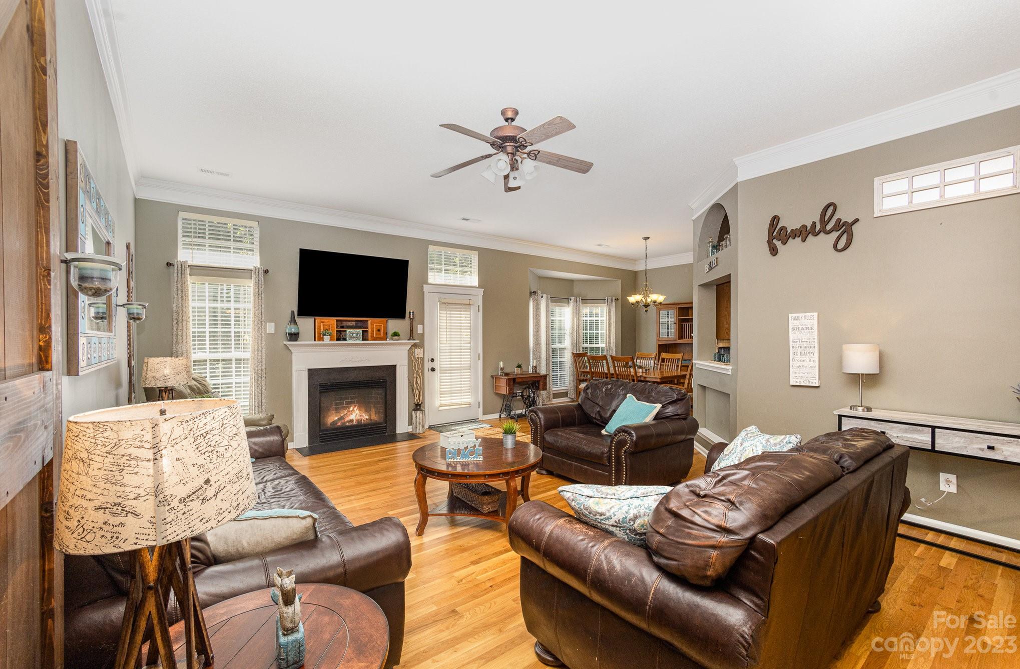 12325 Creektree Court Charlotte NC 28278