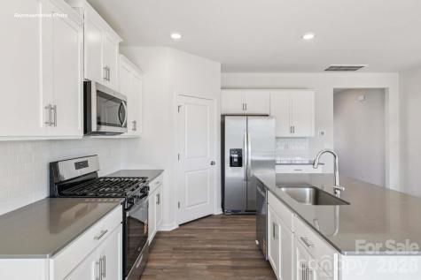 5131 Shallow Brook Drive Charlotte NC 28215