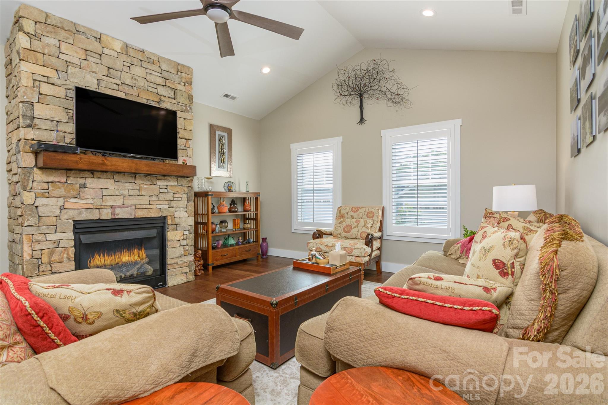 138 Olde Oak Way Hendersonville NC 28792