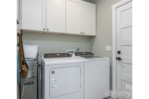 138 Olde Oak Way Hendersonville NC 28792
