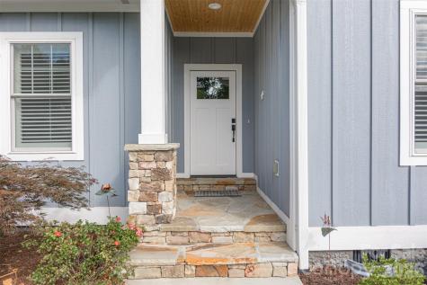 138 Olde Oak Way Hendersonville NC 28792