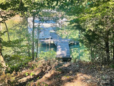 137 Gondola Road Mooresville NC 28117