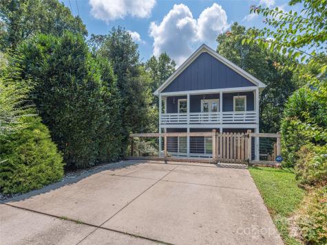 219 Courtland Place Asheville NC 28801