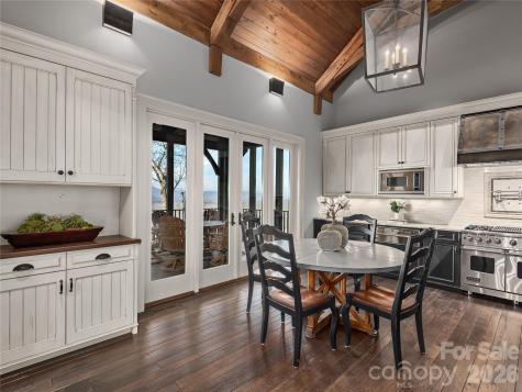 434 Coopers Hawk Drive Asheville NC 28803