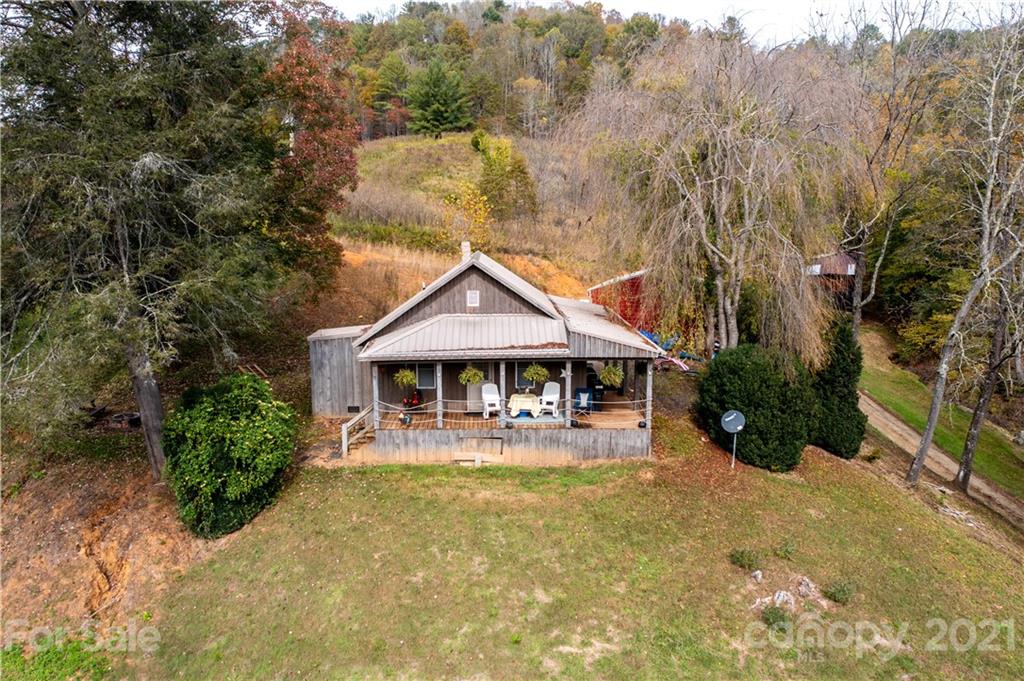 4904 Whitson Branch Road Green Mountain NC 28740